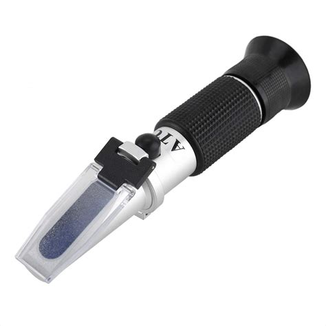 din refractometer|abbreviation for refractometer.